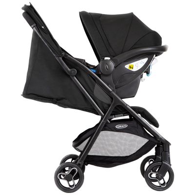 Poussette de voyage légère MYAVO Midnight avec siège-auto SnugEssentials