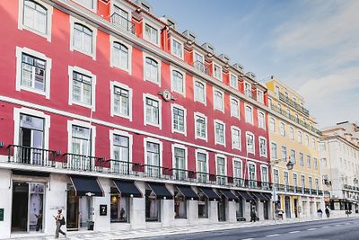 Hôtel The 7 3*